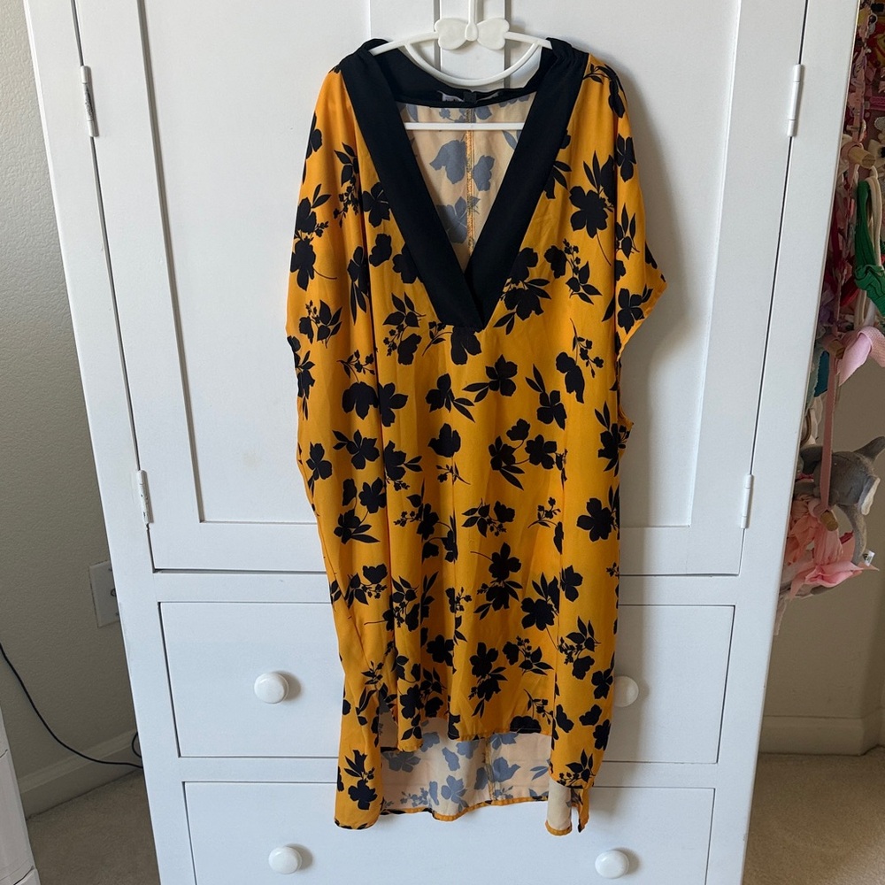 Eloquii Yellow and Black Floral High Low tunic